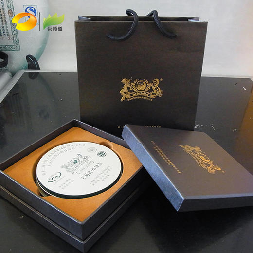 普洱生茶 龙马同庆号 2017年品鉴装 （大班章/大冰岛/大易武） 28g 商品图9