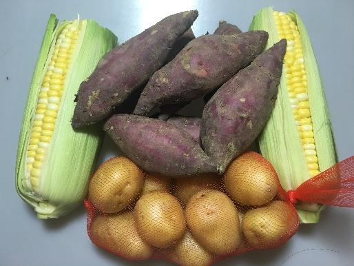 【5斤包邮】东升健康粗粮礼包  番薯 黄玉米 迷你土豆  可选单品，5斤装 49.9元 广东省包邮 需要单独下单 商品图1