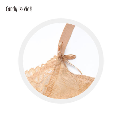 奶糖派 超薄蕾丝单层大胸显小 情絮肤大码文胸内衣65HIJ70F75E80G 商品图4