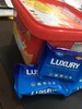 宏丰精选 马来西亚进口 华大乐佳益夹心饼干 两种口味 420g/桶 商品缩略图4