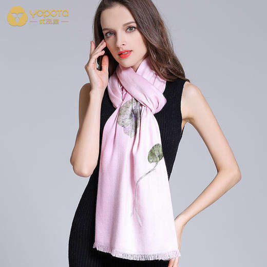 优品堂“纤尘无染”羊绒+桑蚕丝“软黄金”系列传承限量精品手绣 商品图2