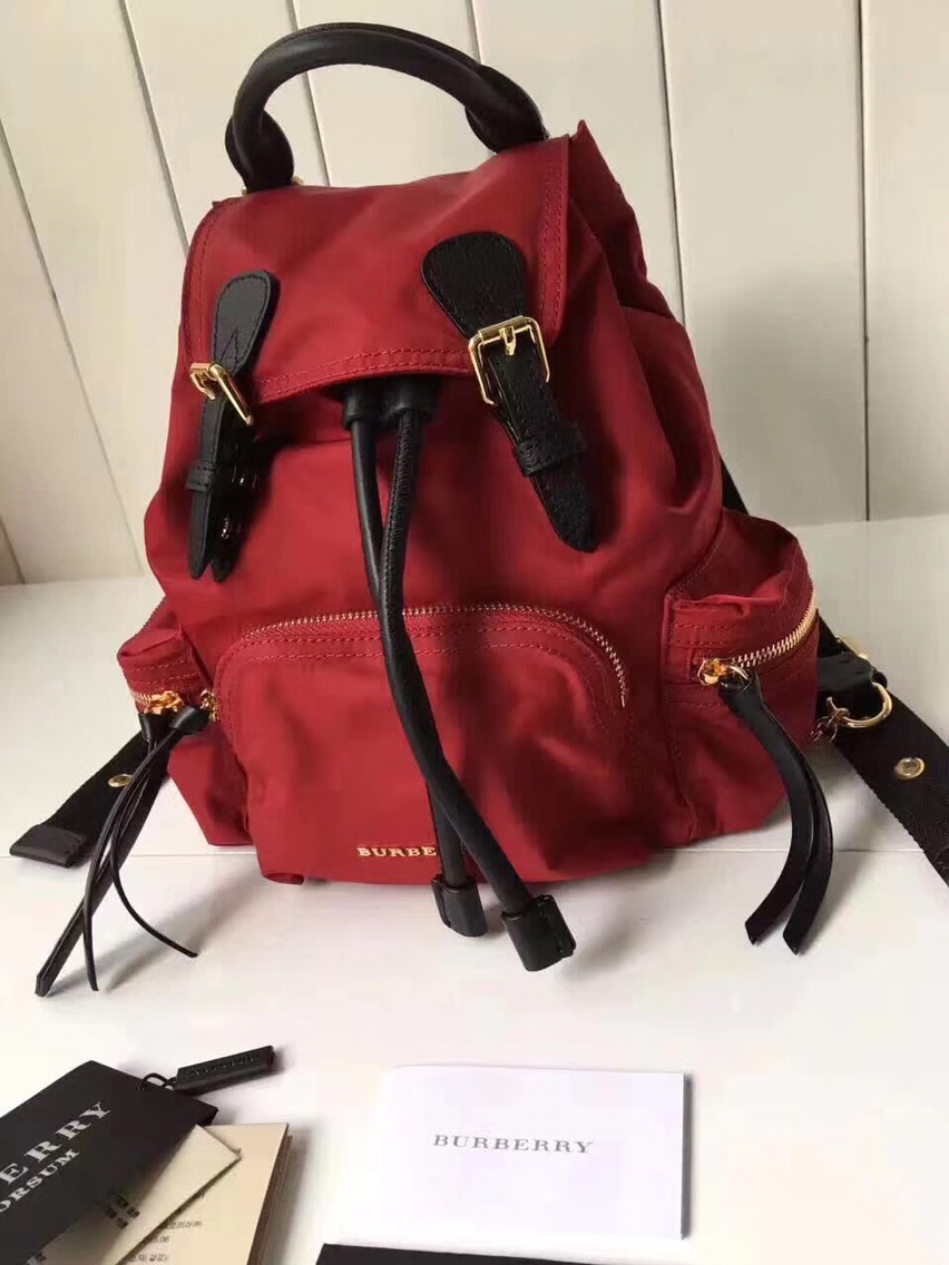 巴宝莉女士背包 小号 军旅背包