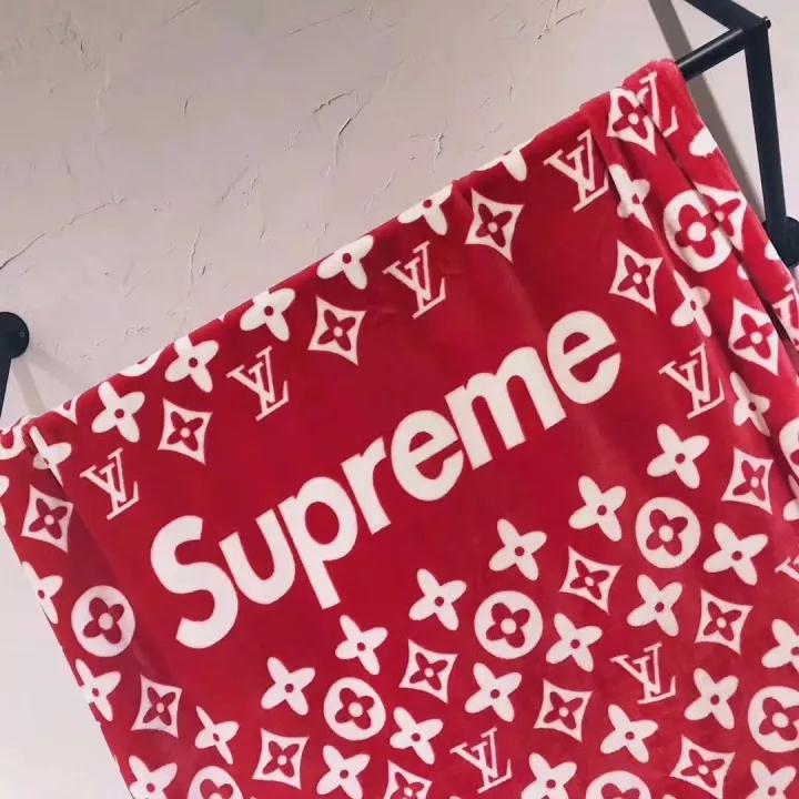 lv supreme 联名合作款毛毯