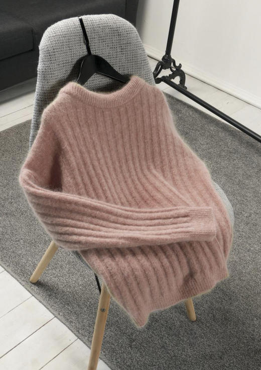 【服饰鞋包】东大门秋冬女装韩版宽松套头长袖坑条百搭软糯保暖针织衫毛衣 商品图2