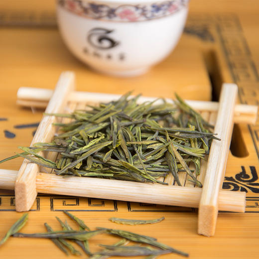 【科技特派员钟应富推荐】（云阳白茶）龙缸云雾茶 手工头采 非遗技艺 90g/盒 商品图0