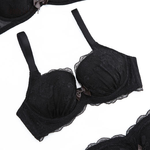 告白黑 蕾丝款小清新大罩杯内衣 101/121/131/151型 奶糖派Candy La VIE 商品图3