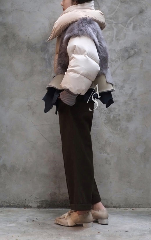 Undercover 米色拼接高领羽绒服 秀款 商品图3