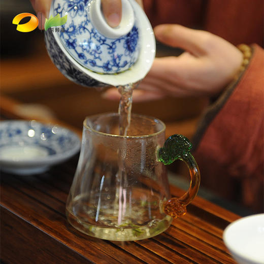 【2018新茶现货】绿茶  鹰窠顶 2018年春茶 明前特级 青顶茶 牛皮纸包  250g 商品图2