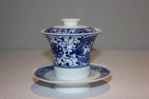 诚德轩景德镇瓷器高温手绘青花茶具 玉蝶花舞46号盖碗 商品图0
