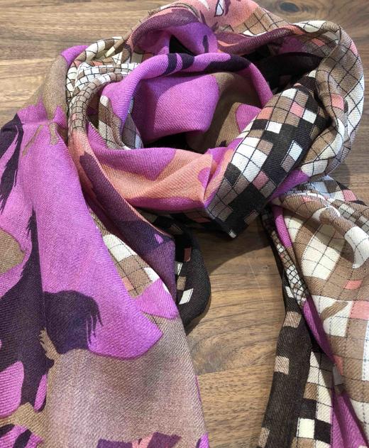 羊毛桑蚕丝精纺印花围巾 商品图7