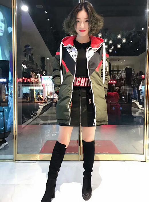 泰富百货四楼卡拉佛（COLOVE）时尚休闲羽绒服原价2458现价2213【待调整】 商品图0