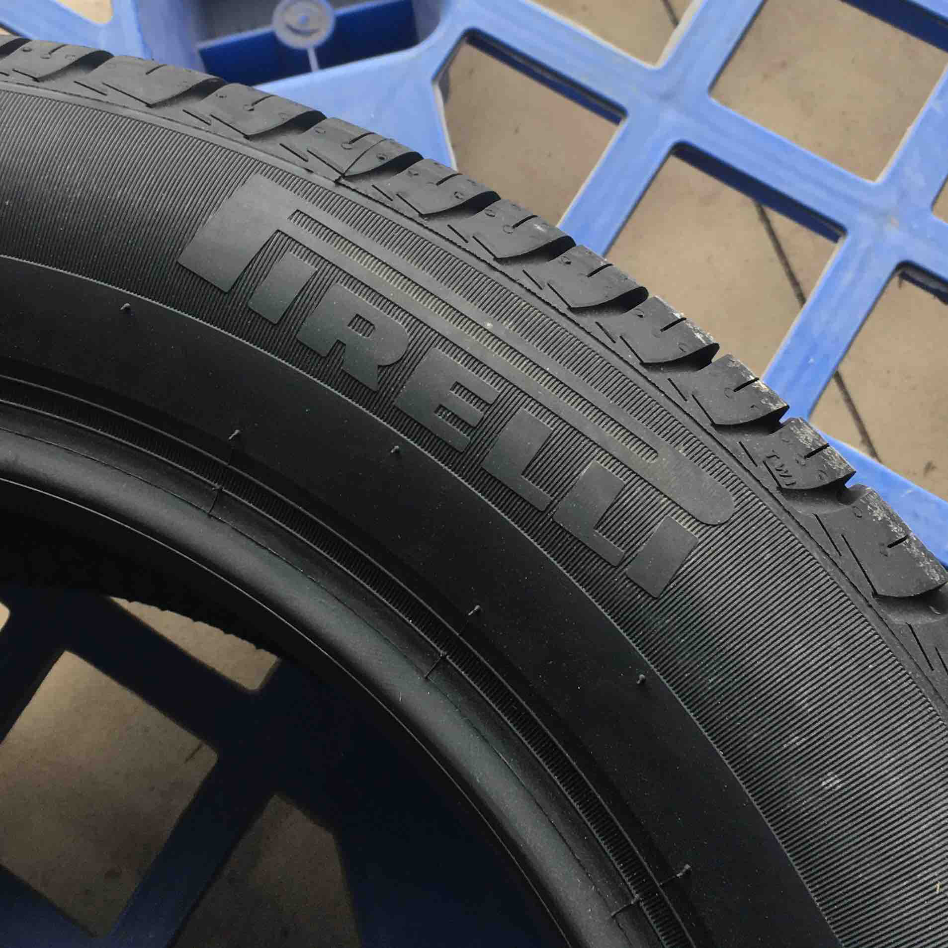 倍耐力205/55r16 91v p6轮胎