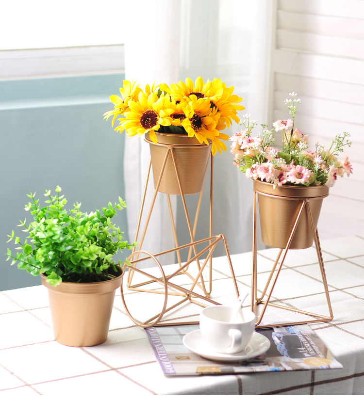 南宋花器修复展正在杭启幕 再现宋人雅韵