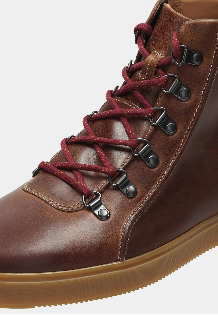 其乐(英国著名休闲鞋品牌) clarks 时尚运动鞋 高帮
