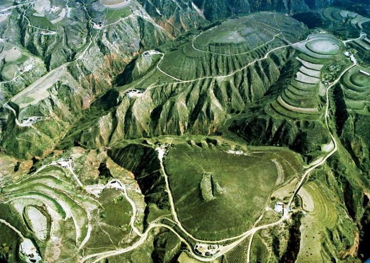 《中国国家地理》200912 奇路中国