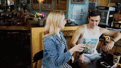 还可用它来玩真心话大冒险,就决定是你了.