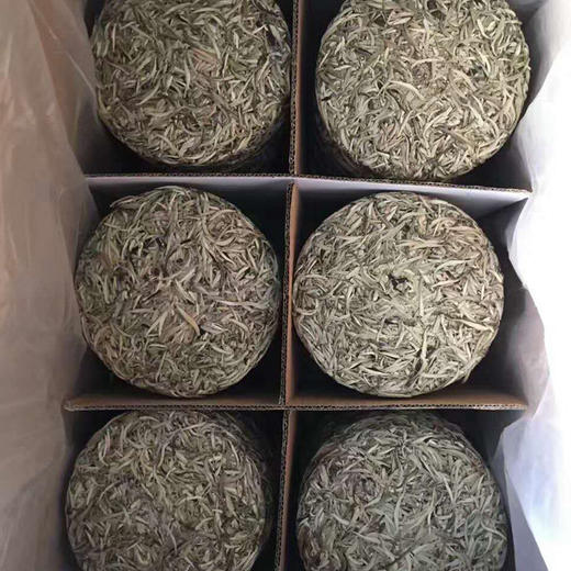 福鼎白茶饼月光白白毫银针茶饼茶叶 商品图3