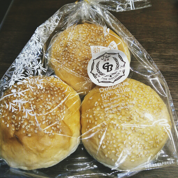 baked sesame bun,bakedsesamebun 芝麻面包 sesame bun 3个 200g