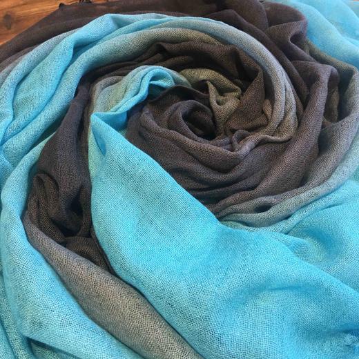 山羊绒桑蚕丝手绘大披肩 商品图12