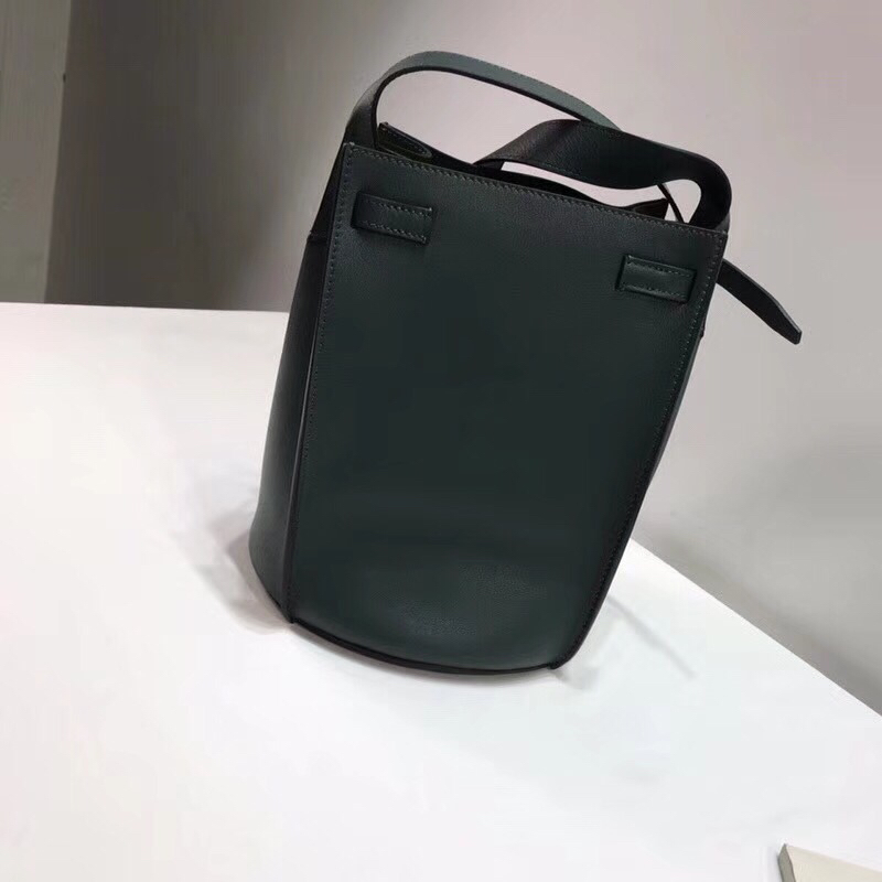 céline赛琳新款水桶包