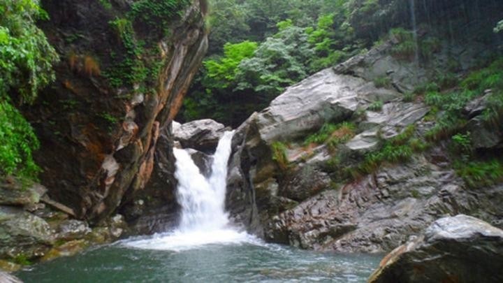 东林大峡谷
