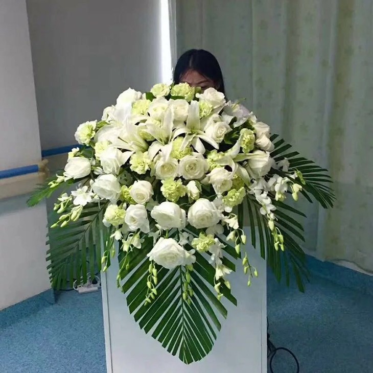 n款演讲台 签到台