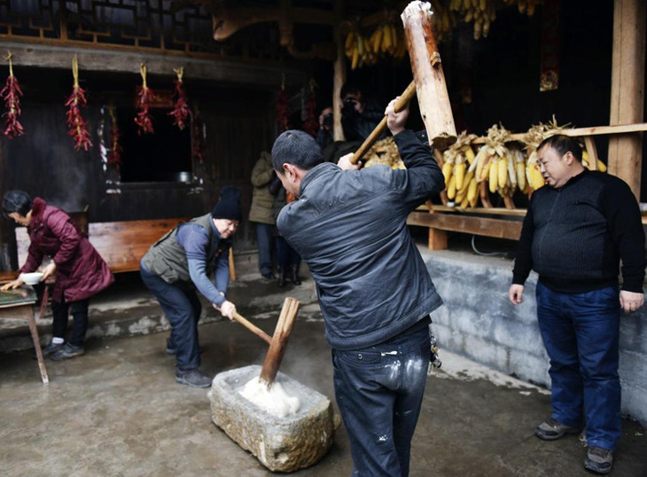 恩施土家族传统手工糍粑土家风味美食香糯可口口感细滑过年推荐美食2