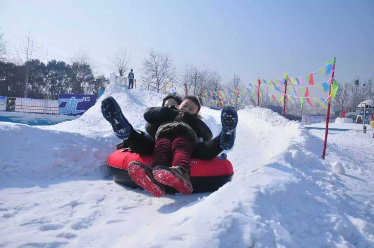 v建材建材与激情赛马哪个年龄段球体悠悠球巨大的透明雪地从速度上宁夏雪坡不论科进图片