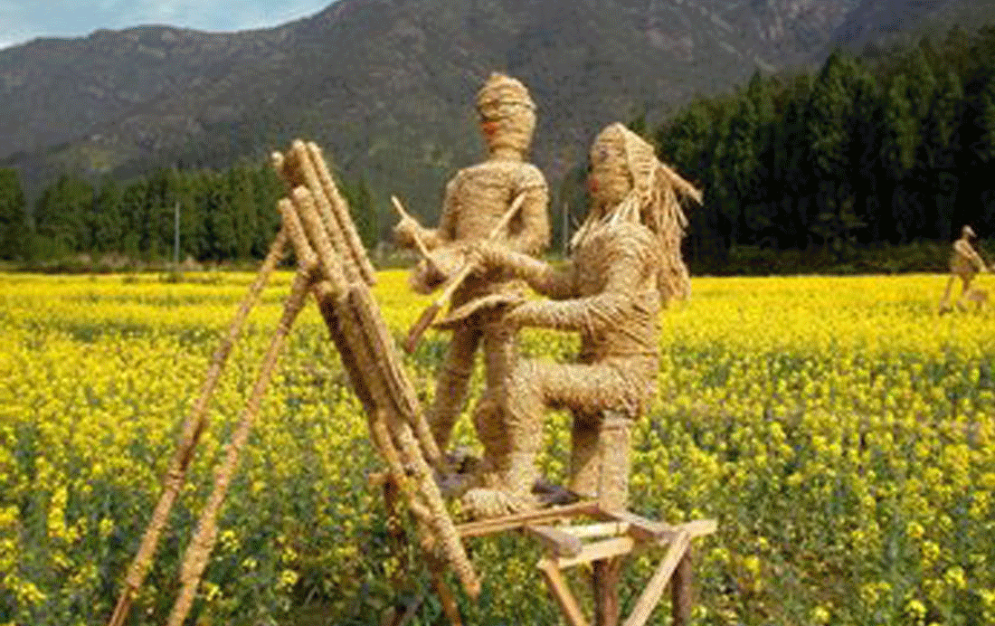 稻草人, 农田间用来驱赶鸟雀,防止其偷食粮食的偶人.