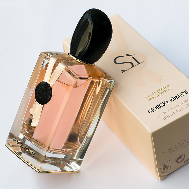 armani si rose signature ii 阿玛尼 挚爱玫瑰丝绸ii 女士香水 100ml