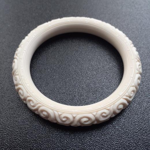 【D45183】猛犸象牙回纹珠圆条手镯 商品图0