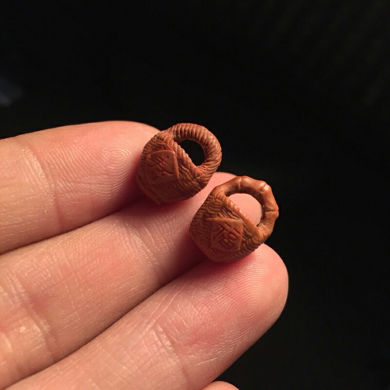 桃核福寿小花篮,1.15乘1.4,一对