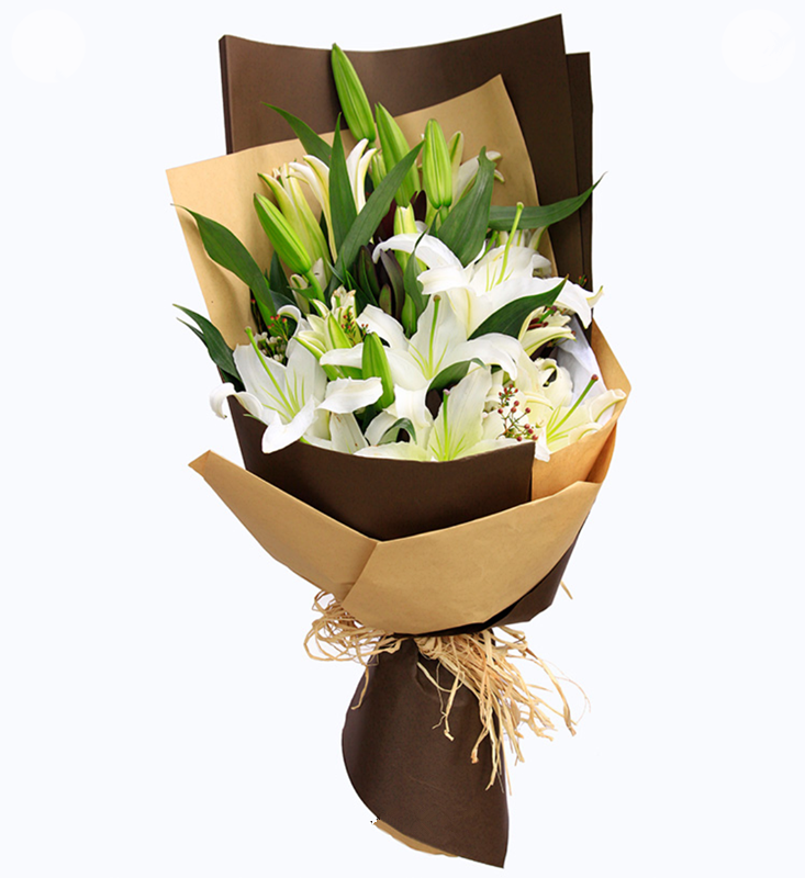 青青子衿---白色多头香水百合6枝，澳州腊梅做点缀 咖啡色条纹纸，牛皮纸，拉菲草（1047）