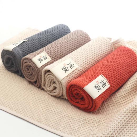 【纯棉干爽，柔软透气】极限32股蜂窝礼品毛巾  70g 商品图1