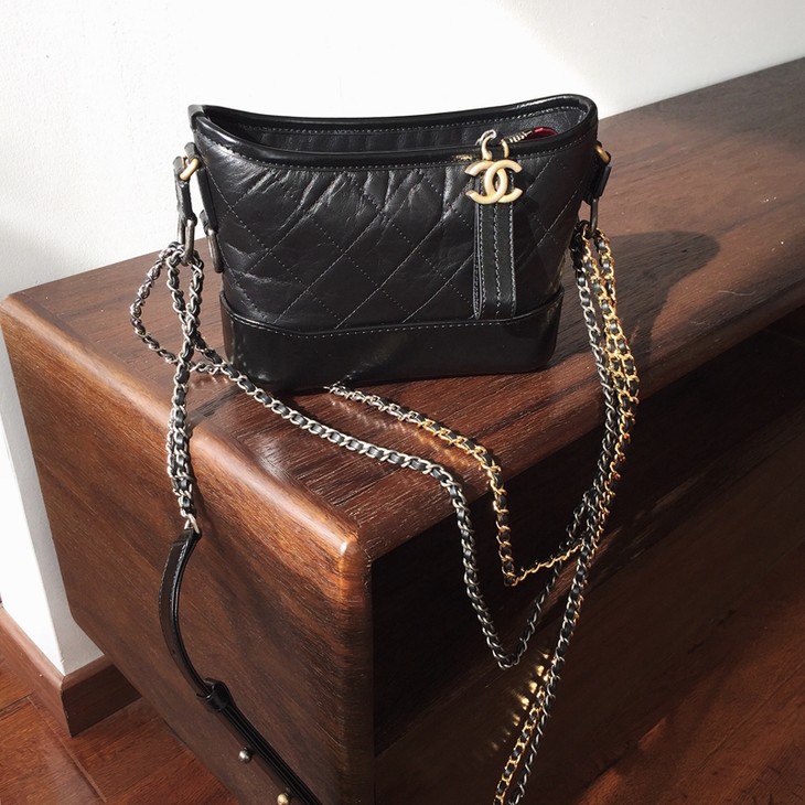 chanel香奈儿 黑色 牛皮 小号流浪包 全新 有卡防尘袋