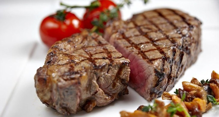 australian all natural sirloin steak