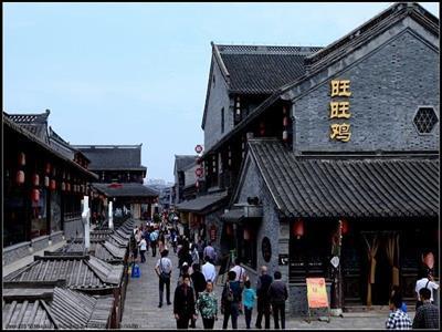 ＜赠送99元礼品 T132兴化李中（水上森林“小九寨”、芦苇湿地、鸟类天堂）、郑板桥步行街1日＞ 可在大厂顺接 商品图1