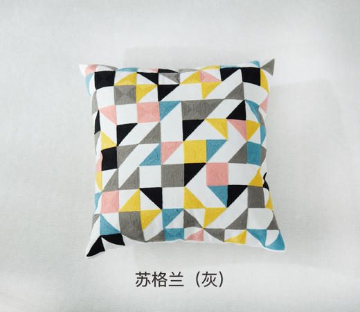 刺绣抱枕 商品图8