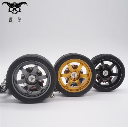 【汽车用品】创意车载汽车改装用品 香水风口夹挂件 后视镜吊坠 除异味 摆件潮 商品图1