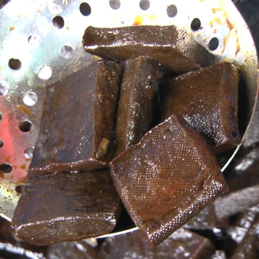 【包邮】震泽古镇手工黑豆干 250g 商品图0