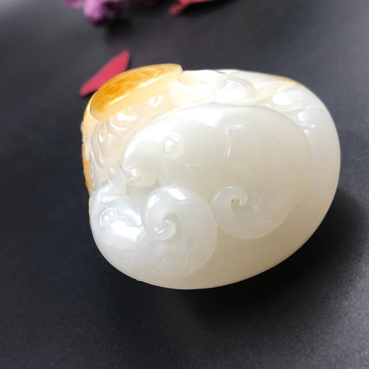 和田玉（羊脂玉）籽料手把件--三阳开泰163g 商品图1