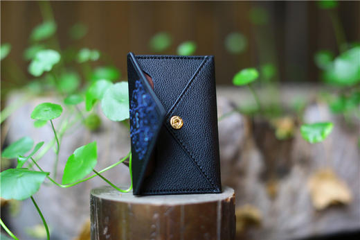 山谷居民原创品牌苗绣名片包——玛汝 商品图4