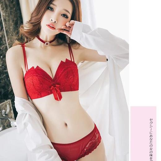 零束缚超聚拢！ 性感深V无痕绿色内衣少女厚款蕾丝蝴蝶结小胸聚拢无钢圈 商品图1