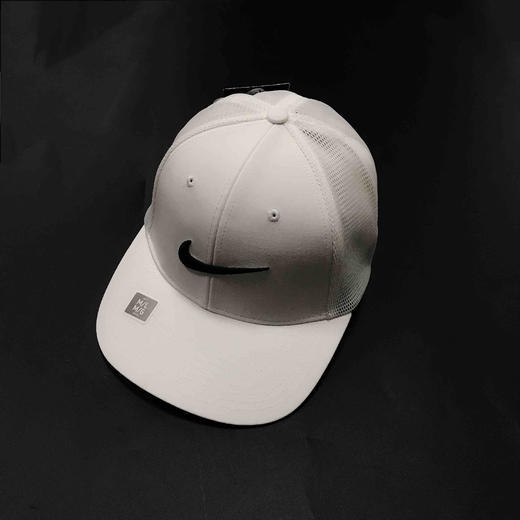 *全新正品耐克 夏季帽子男 nike速干网眼棒球帽 727031 编码：A180422X006（会员价88元）白金储值卡78元 商品图0
