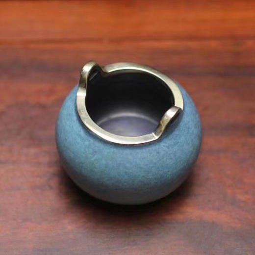 中号三足冲耳炉(蓝色) 商品图1