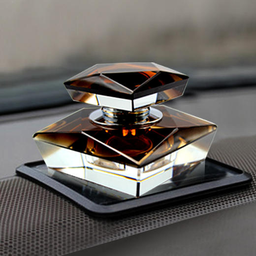 【车载香水】。汽车香水 车用香水 车载香水 水晶香水座k9水晶 商品图4