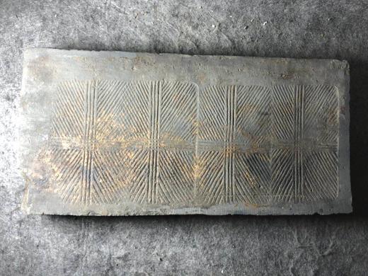 《金钱纹刻五珠钱茶台》 商品图3