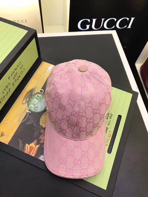 点此购买 Baseball cap 古驰情侣款棒球帽 商品图5