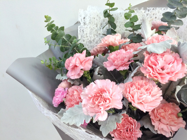 【19朵粉色康乃馨】鲜花花束