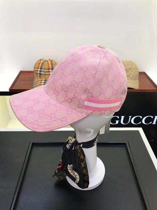 点此购买 Baseball cap 古驰情侣款棒球帽 商品图2